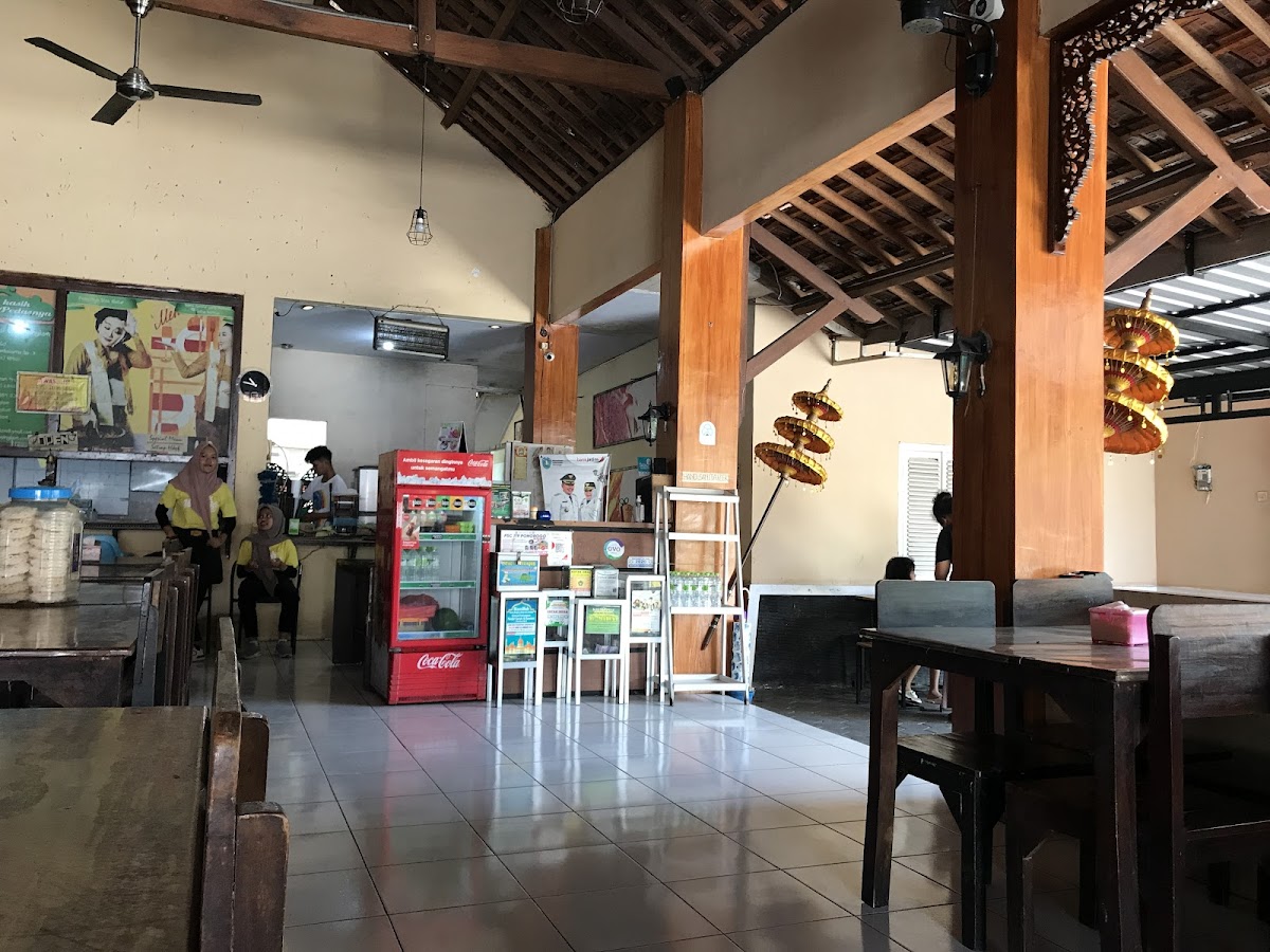 Mbok Mingkem ‐ ꦩ꧀ꦧꦺꦴꦏ꧀ꦩꦶꦁꦏꦼꦩ꧀-4